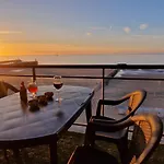 Paradis Zeedijk 4 *