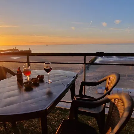 Paradis Zeedijk 4 *